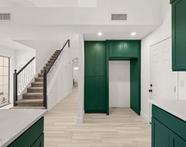 11309 Loma Linda Circle - Photo Thumbnail 21