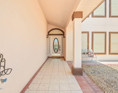 11309 Loma Linda Circle - Photo Thumbnail 3