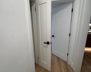 51 Marion Street - Photo Thumbnail 14