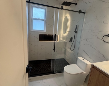 51 Marion Street - Photo Thumbnail 6
