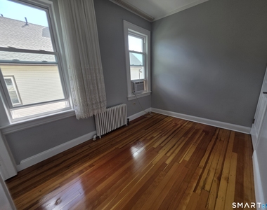 70 Westfield Avenue - Photo Thumbnail 16
