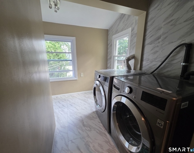 70 Westfield Avenue - Photo Thumbnail 22