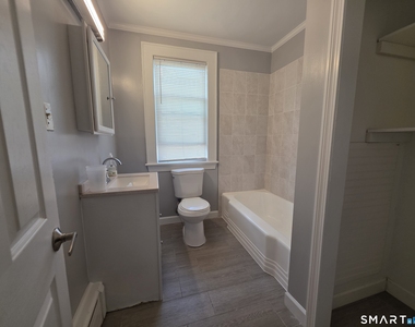 70 Westfield Avenue - Photo Thumbnail 12