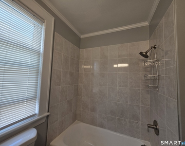70 Westfield Avenue - Photo Thumbnail 13