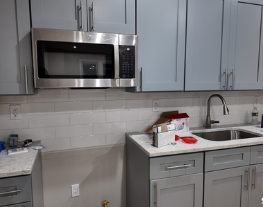 106 Helen Street - Photo Thumbnail 2