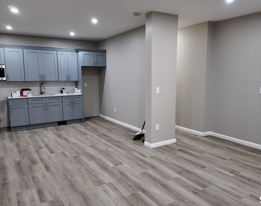 106 Helen Street - Photo Thumbnail 4