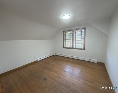 64 Macauley Avenue - Photo Thumbnail 20