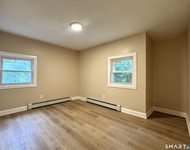 1248 Main Street - Photo Thumbnail 3