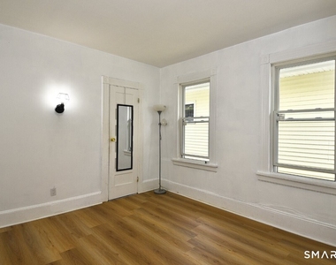 2455 North Avenue - Photo Thumbnail 14
