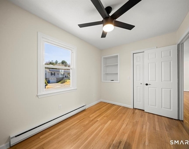 25 Greenview Drive - Photo Thumbnail 14