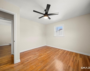 25 Greenview Drive - Photo Thumbnail 13