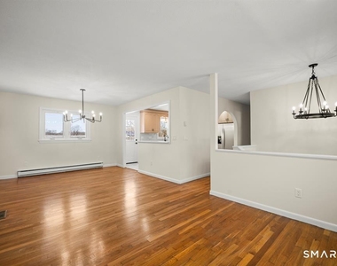 25 Greenview Drive - Photo Thumbnail 6