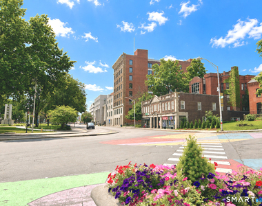 135 Main Street - Photo Thumbnail 13