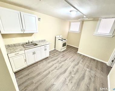 135 Main Street - Photo Thumbnail 7