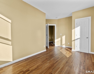 691 Main Street - Photo Thumbnail 18