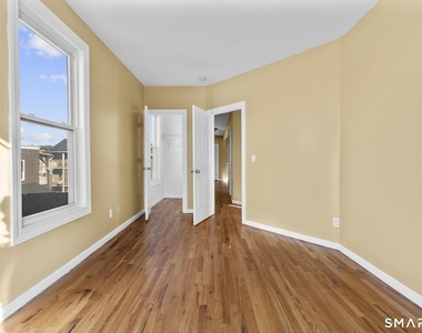691 Main Street - Photo Thumbnail 14