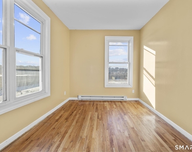 691 Main Street - Photo Thumbnail 17