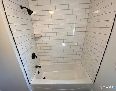 111 Greenwich Avenue - Photo Thumbnail 6