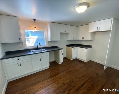 111 Greenwich Avenue - Photo Thumbnail 1