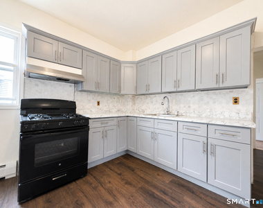 3 Spring Hill Avenue - Photo Thumbnail 8