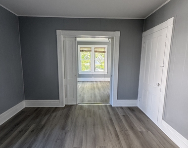 11 Betts Place - Photo Thumbnail 8