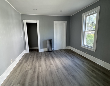 11 Betts Place - Photo Thumbnail 6