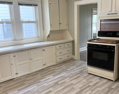 118 Cambridge Street - Photo Thumbnail 7