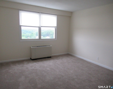 2600 Park Avenue - Photo Thumbnail 8