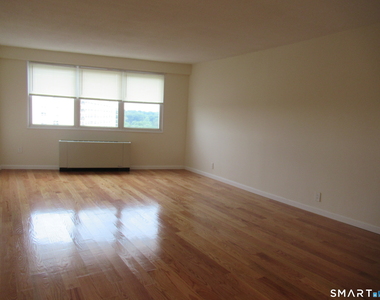 2600 Park Avenue - Photo Thumbnail 1