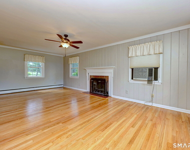 352 Hitching Post Drive - Photo Thumbnail 11