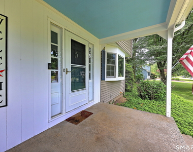352 Hitching Post Drive - Photo Thumbnail 9