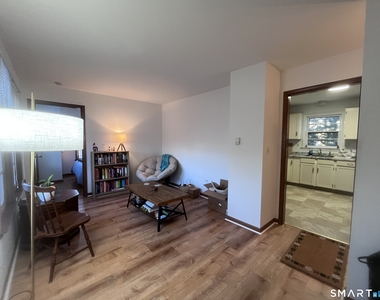 124 Thorpe Street - Photo Thumbnail 4