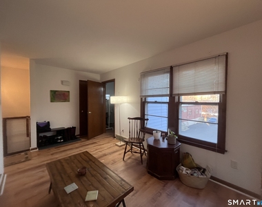 124 Thorpe Street - Photo Thumbnail 5