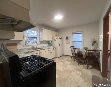 124 Thorpe Street - Photo Thumbnail 10