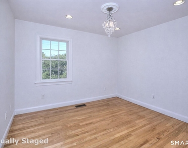 310 Main Street - Photo Thumbnail 14