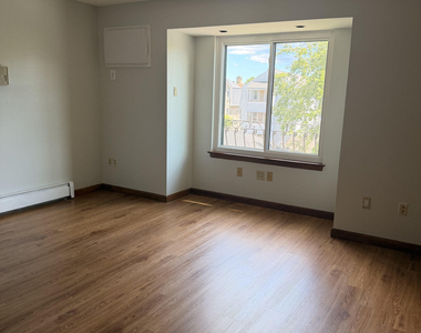 69 Mountford Street - Photo Thumbnail 5