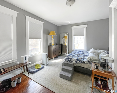 258 Nicoll Street - Photo Thumbnail 11