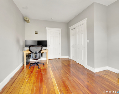 258 Nicoll Street - Photo Thumbnail 10