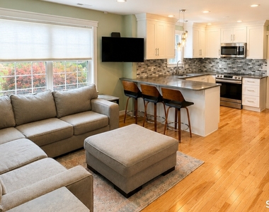 41 Fairfield Avenue - Photo Thumbnail 1