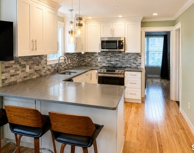 41 Fairfield Avenue - Photo Thumbnail 2