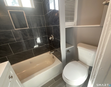 64 Saint Mary Street - Photo Thumbnail 10