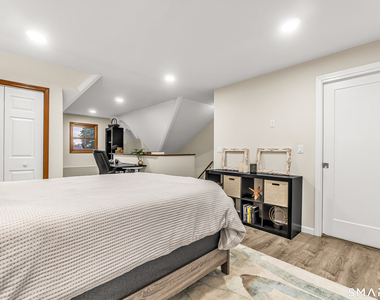 462 Glendale Avenue - Photo Thumbnail 18