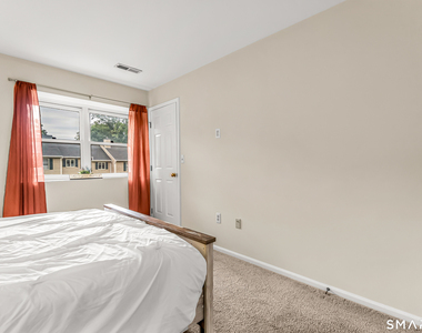 462 Glendale Avenue - Photo Thumbnail 30