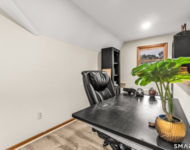 462 Glendale Avenue - Photo Thumbnail 24