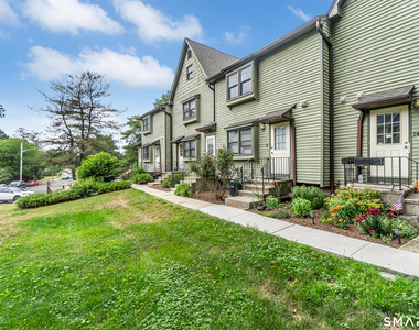 462 Glendale Avenue - Photo Thumbnail 3