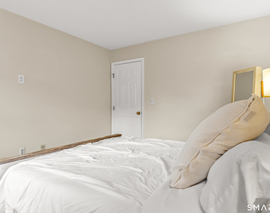 462 Glendale Avenue - Photo Thumbnail 29