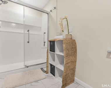 462 Glendale Avenue - Photo Thumbnail 14