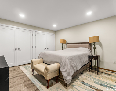 462 Glendale Avenue - Photo Thumbnail 19