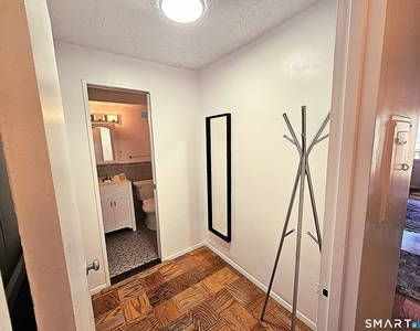 100 York Street - Photo Thumbnail 15