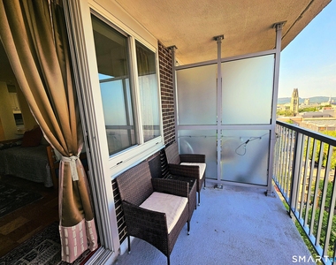100 York Street - Photo Thumbnail 18